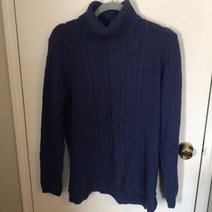 Jeanne Pierre blue cable-knit sweater